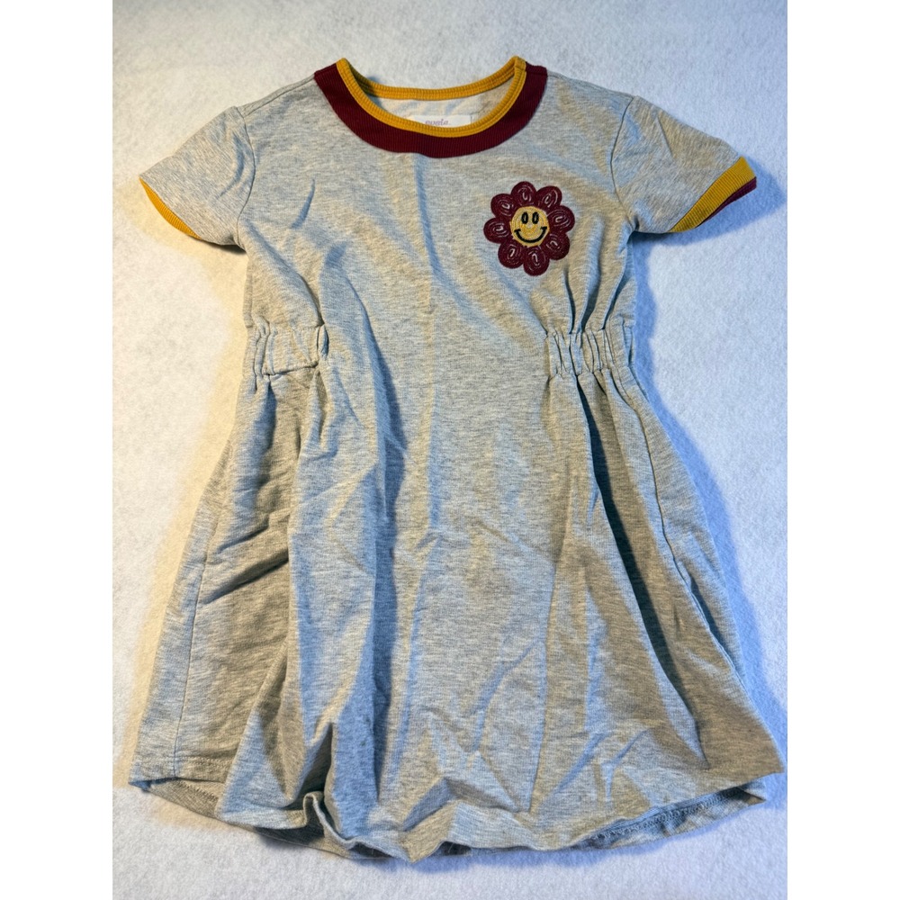Evsie Girls XS 8 Gray Ringer Dress Smiley Flower Patch Elastic Waist Short Sleev
